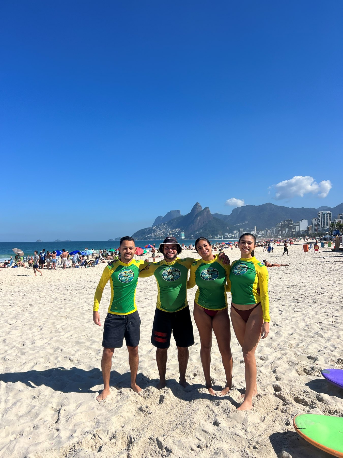 Equipe Naamã Surf no Arpoador
